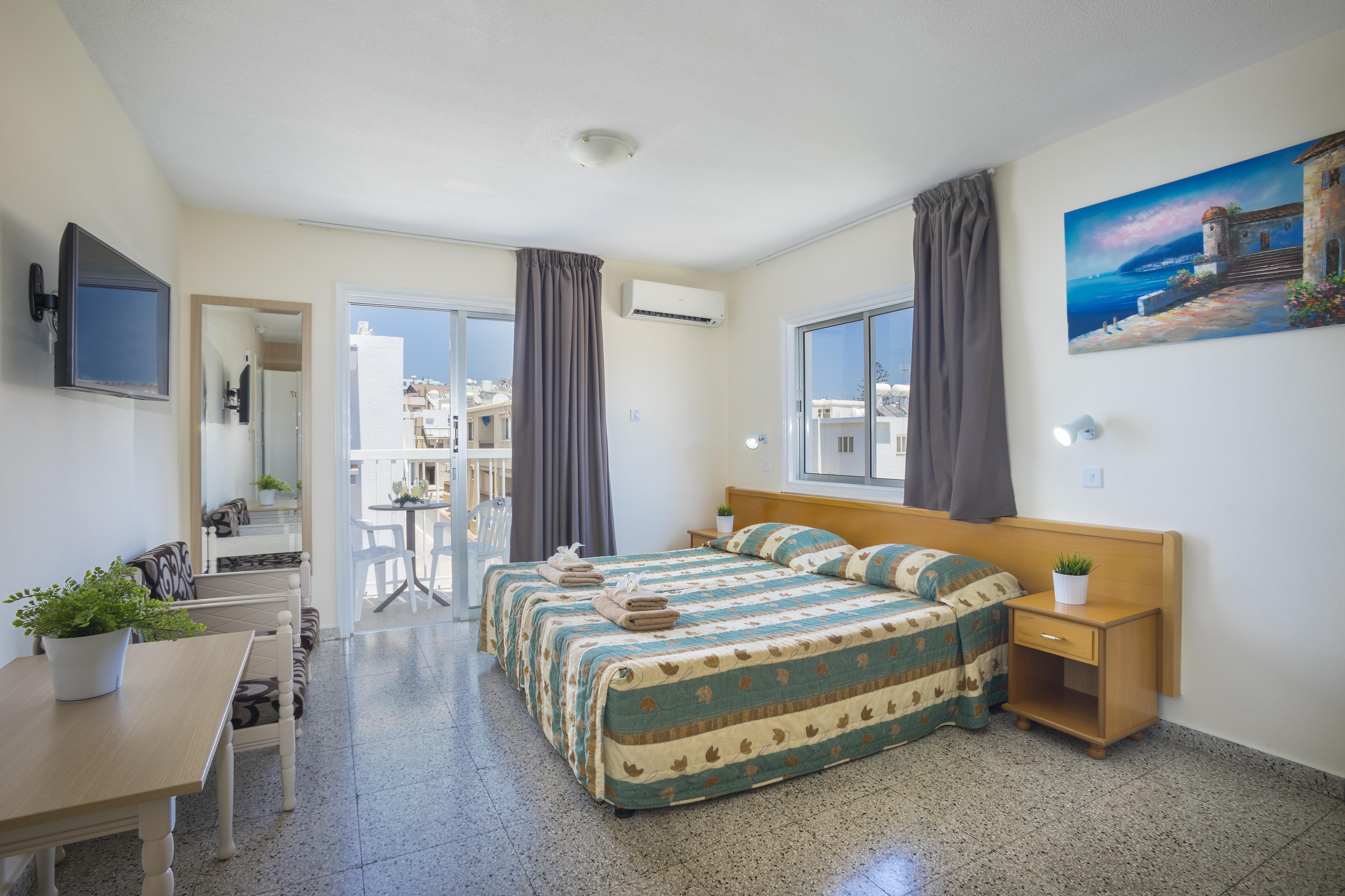 Christabelle Hotel Apartments Ayia Napa Exterior foto