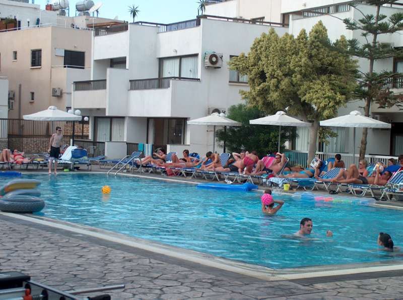 Christabelle Hotel Apartments Ayia Napa Exterior foto